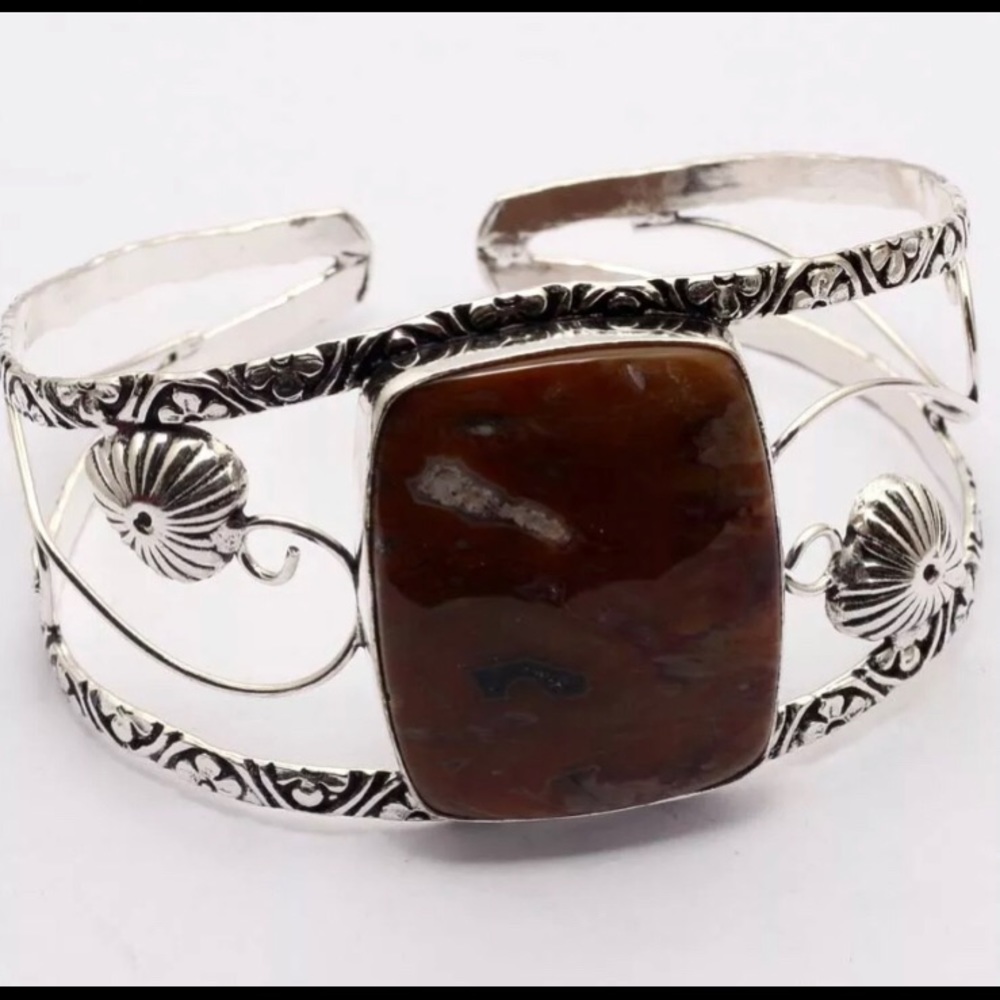 MORGANA SEAM AGATE BANGLE